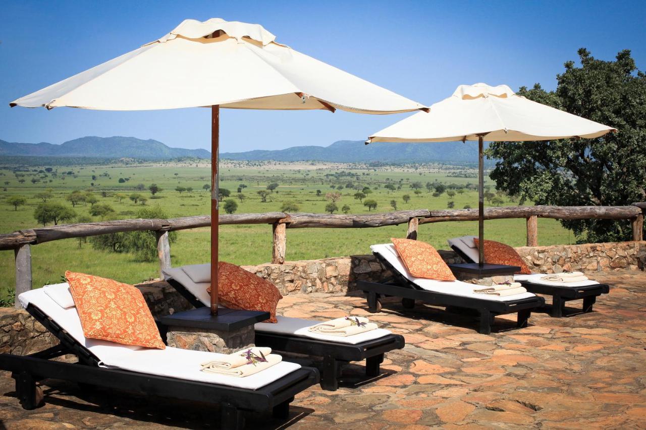 Apoka Safari Lodge Loitanit ภายนอก รูปภาพ